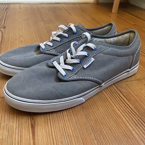 Vans gray flat sneaker SIZE 8